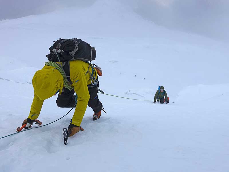 © r&p tocllaraju, nordwestgrat, trittfirn