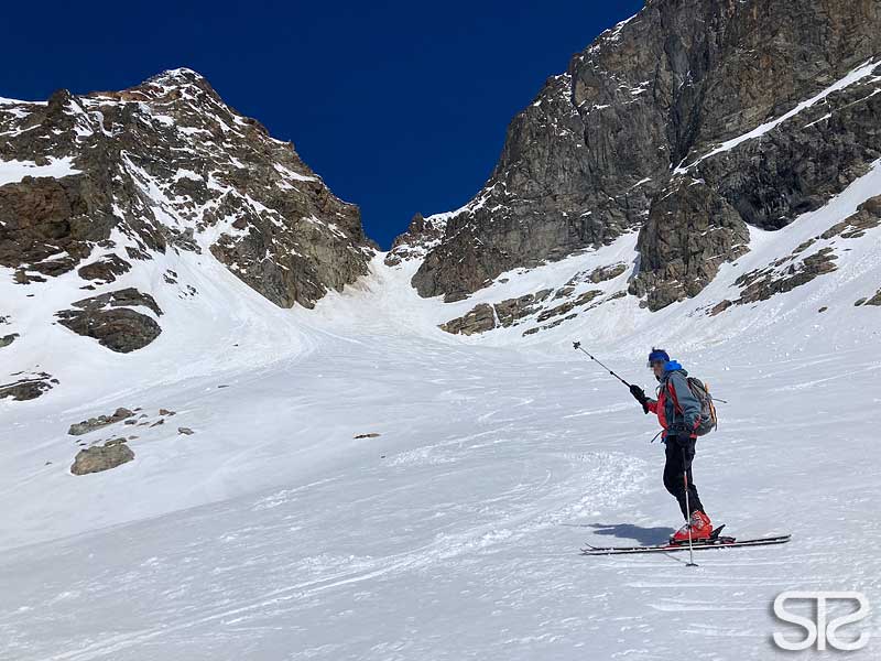 © STƧ piz buin SE-couloir