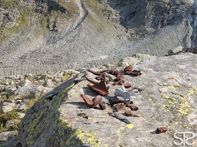 © STƧ rhonestock ostpfeiler, militärschrott, munitionsresten