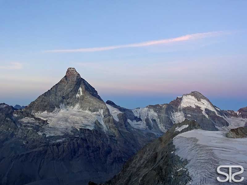 © STƧ ober gabelhorn, matterhorn, dent d'hérens